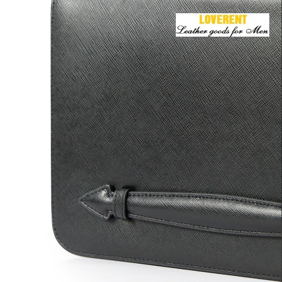 clutch vân saffiano khoá trên phom cứng 4